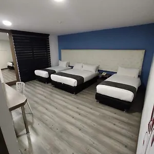 *** Hotel Plaza Miranda Colombia